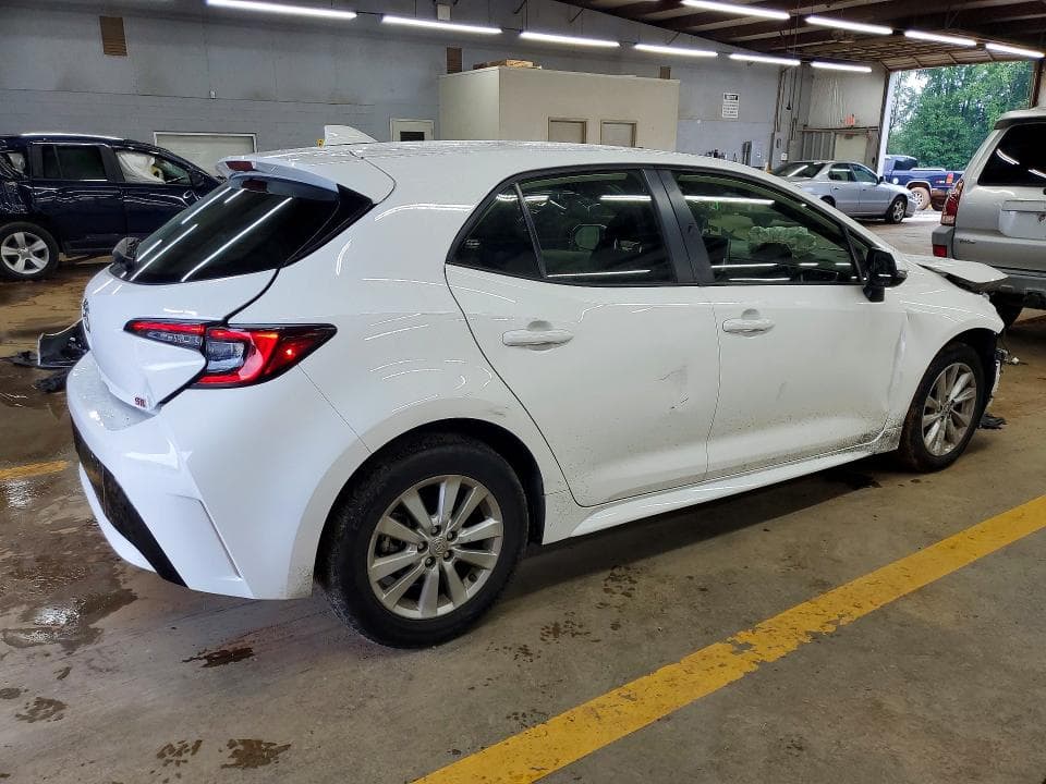 2024 TOYOTA COROLLA HATCHBACK SE 3