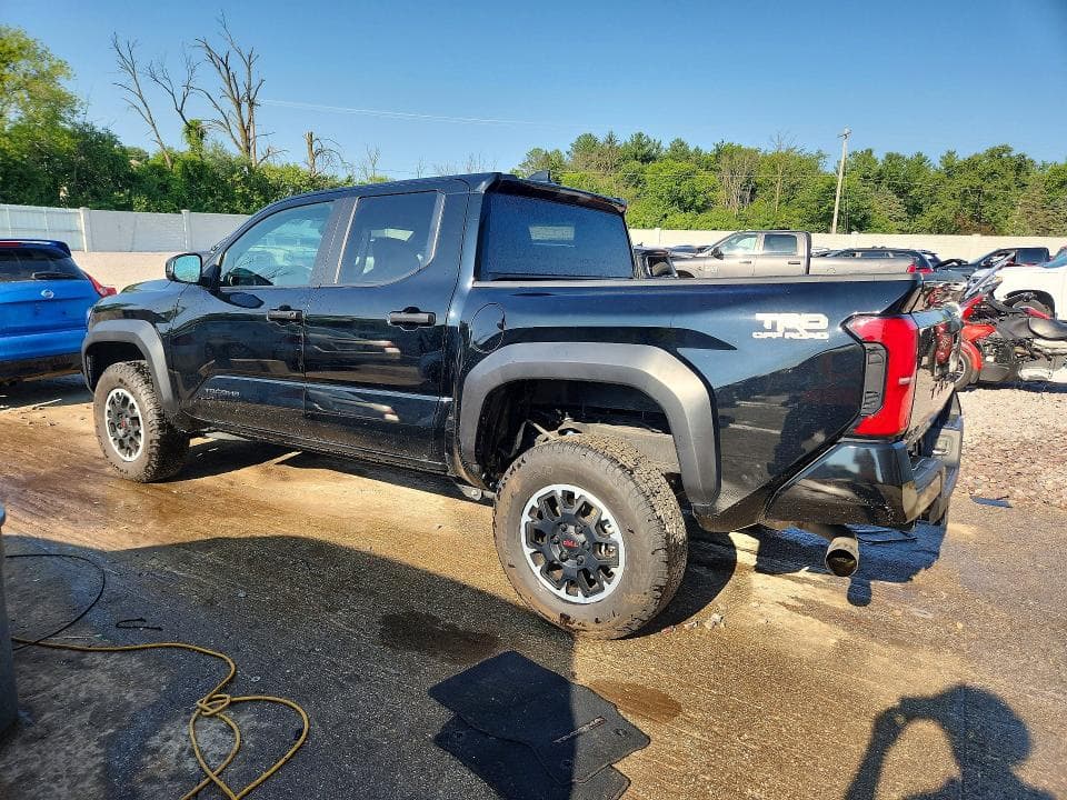 2024 TOYOTA TACOMA TRD OFF-ROAD 2