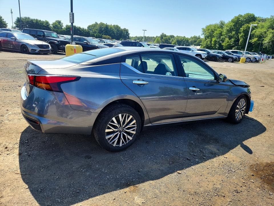 2025 NISSAN ALTIMA SV 3