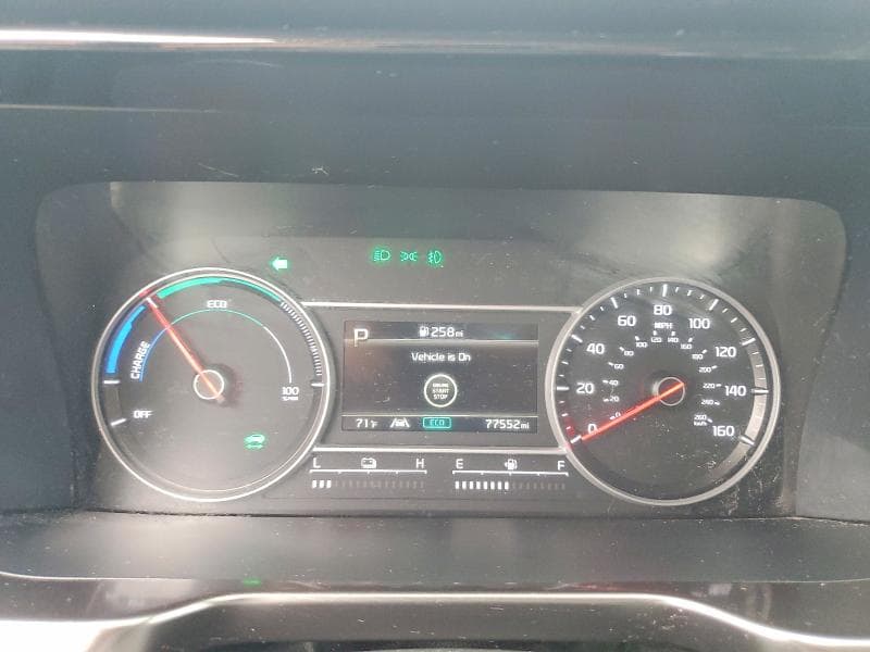 2021 KIA SORENTO EX 9