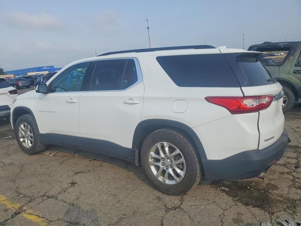 2021 CHEVROLET TRAVERSE LT 2