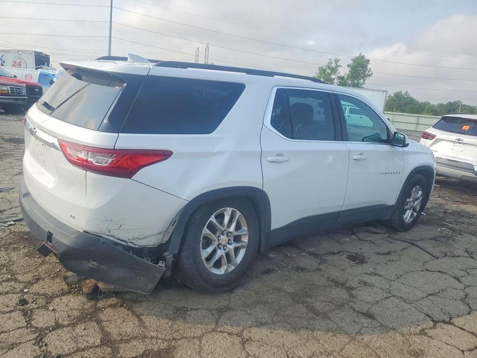 2021 CHEVROLET TRAVERSE LT 3