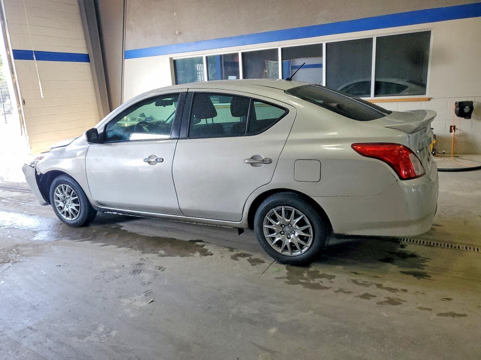 2019 NISSAN VERSA SV 2