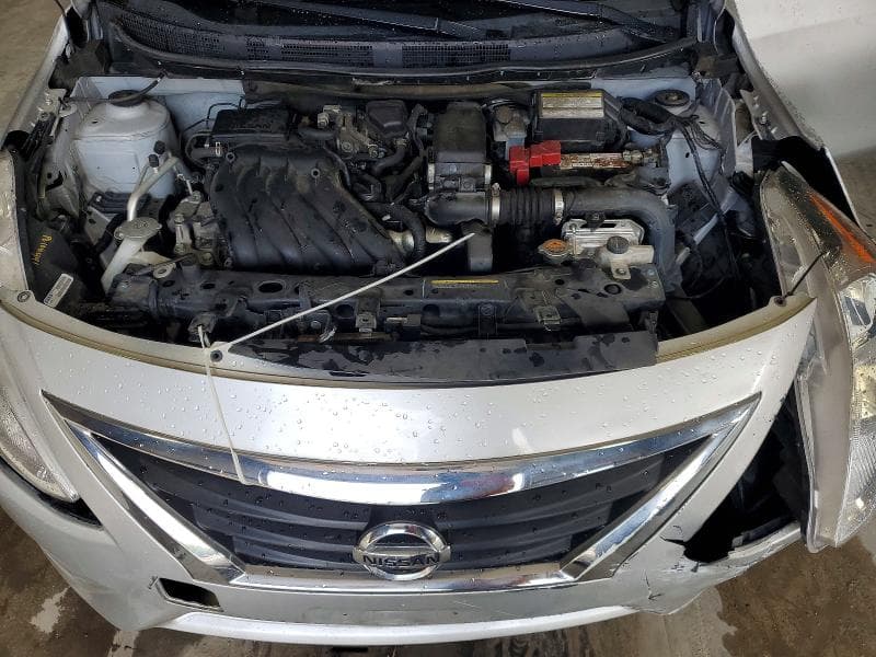 2019 NISSAN VERSA SV 11