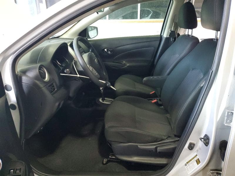 2019 NISSAN VERSA SV 7