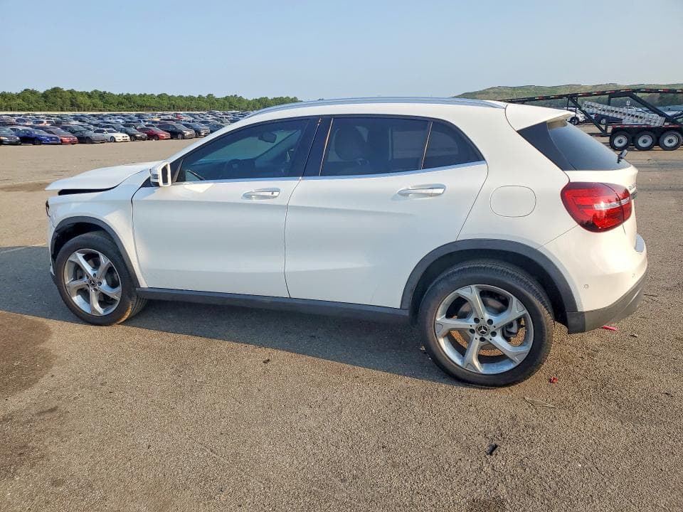 2019 MERCEDES-BENZ GLA 250 4MATIC 2
