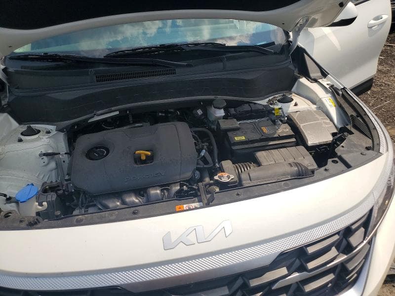 2024 KIA SELTOS LX 12