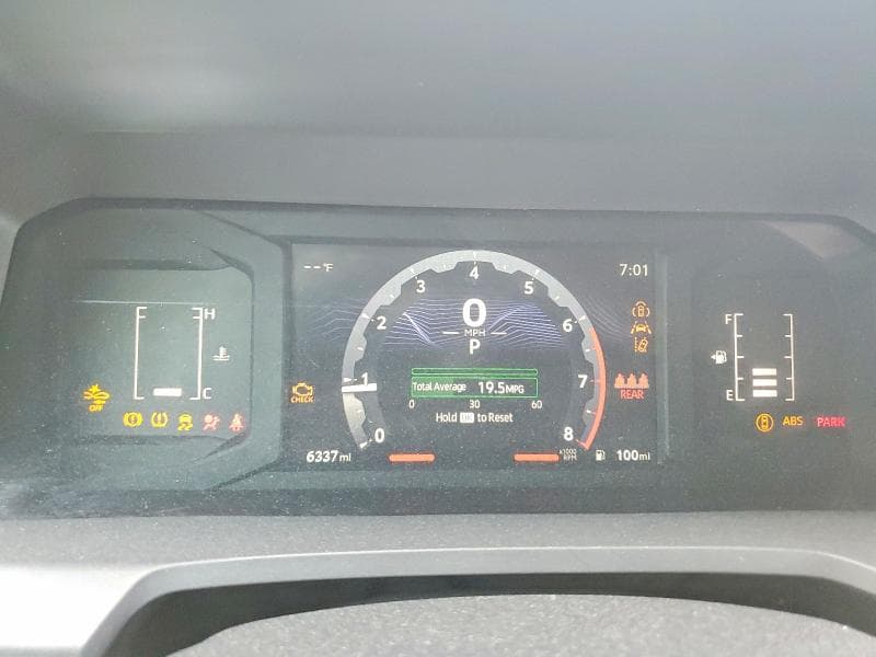 2025 TOYOTA TACOMA SR5 9