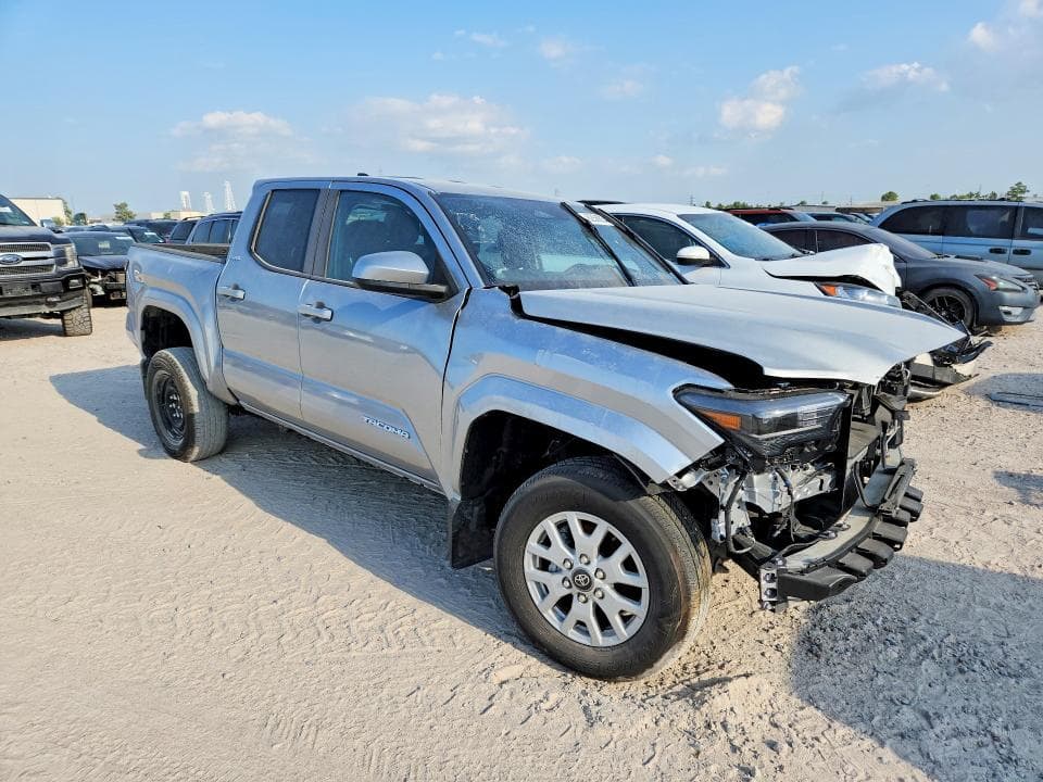 2025 TOYOTA TACOMA SR5 4