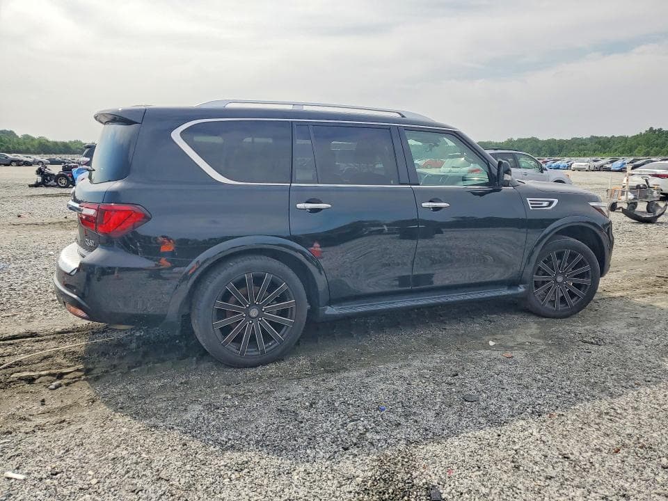 2021 INFINITI QX80 LUXE 3