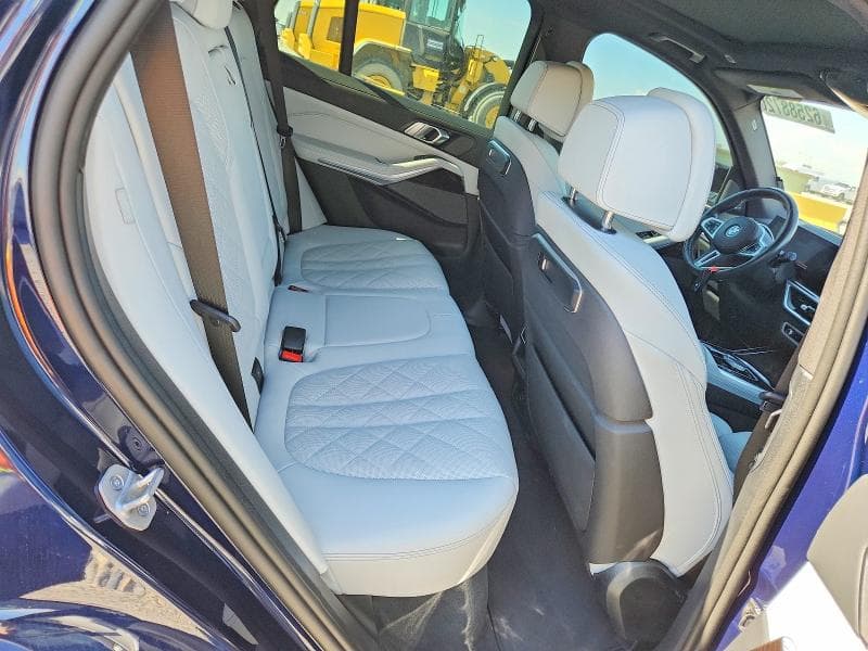 2025 BMW X5 M60I 11