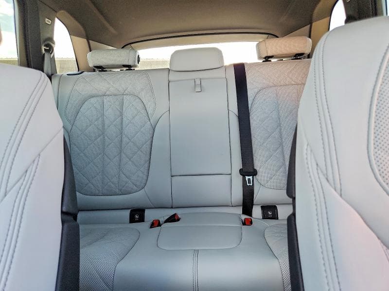 2025 BMW X5 M60I 10