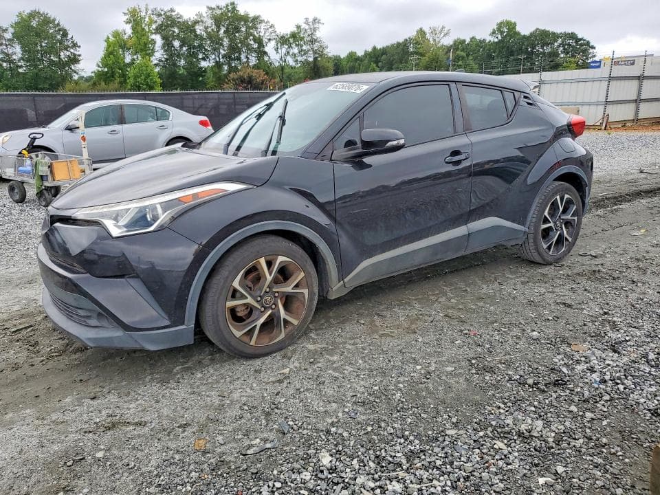 2019 TOYOTA C-HR XLE - 1
