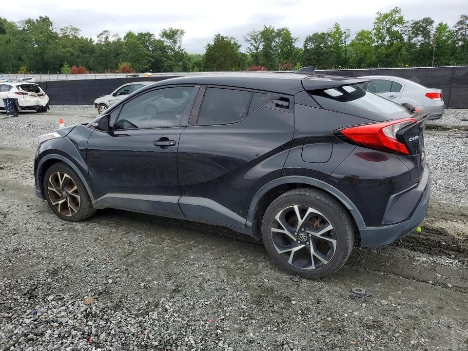 2019 TOYOTA C-HR XLE 2