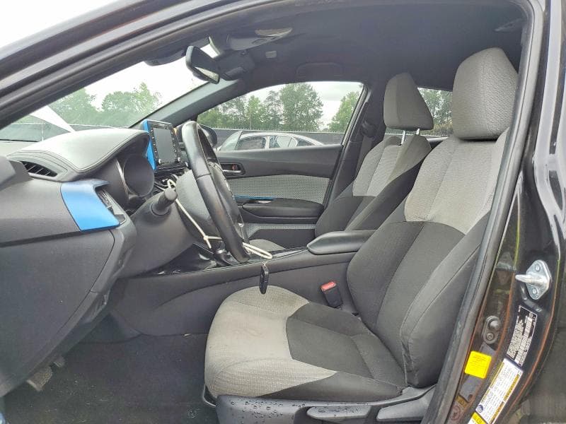 2019 TOYOTA C-HR XLE 7