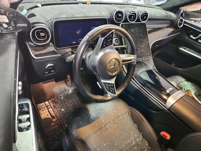 2023 MERCEDES-BENZ GLC 300 4MATIC 8