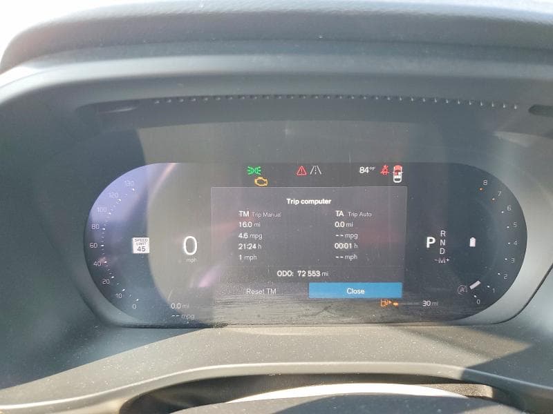 2023 VOLVO XC40 CORE 9