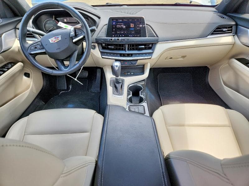2022 CADILLAC CT4 LUXURY 8