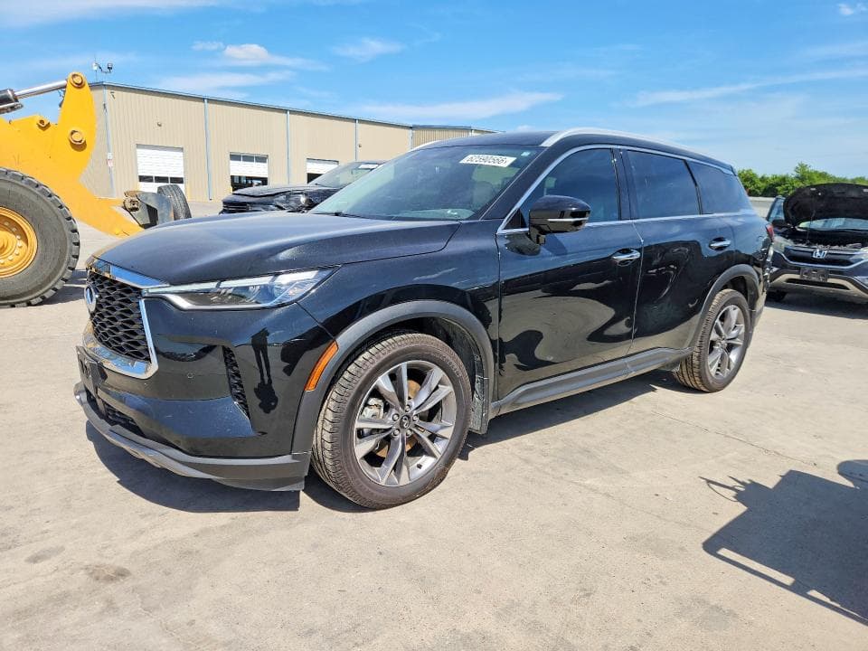 2022 INFINITI QX60 LUXE - 1