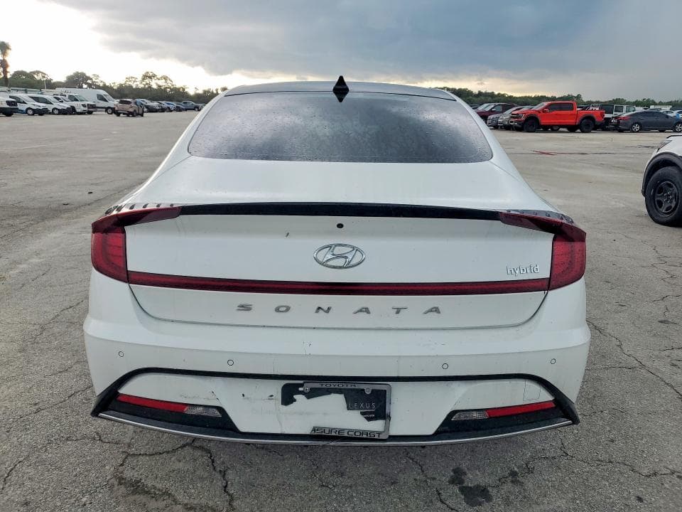 2022 HYUNDAI SONATA HYBRID LIMITED 6