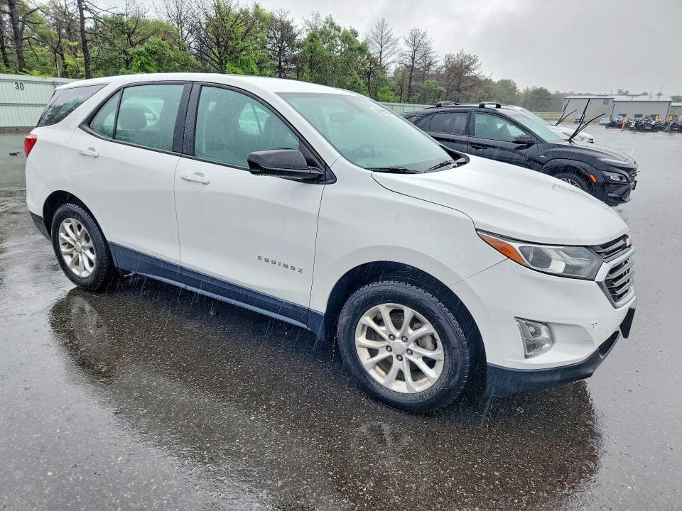 2019 CHEVROLET EQUINOX LS 4
