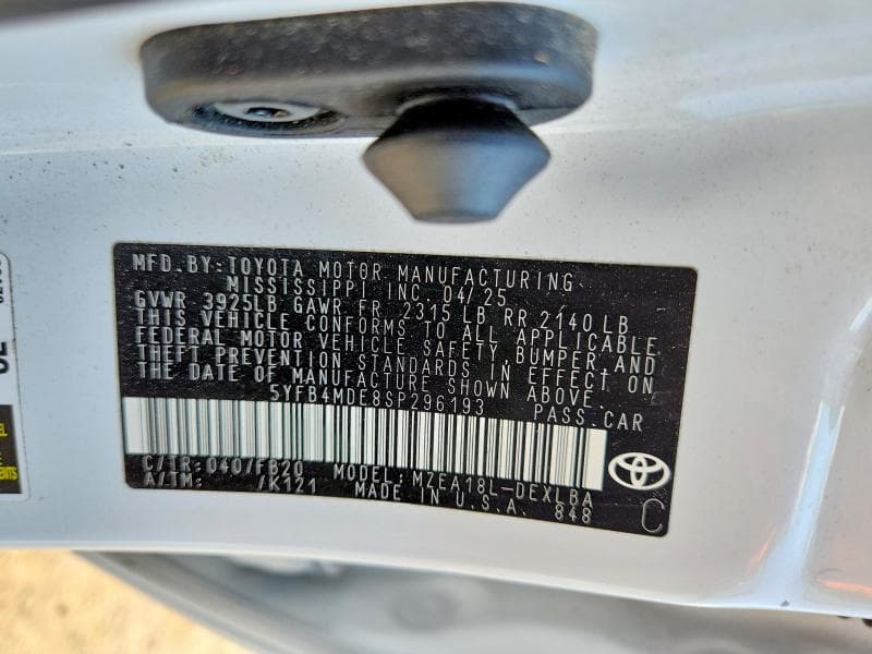 2025 TOYOTA COROLLA LE 12