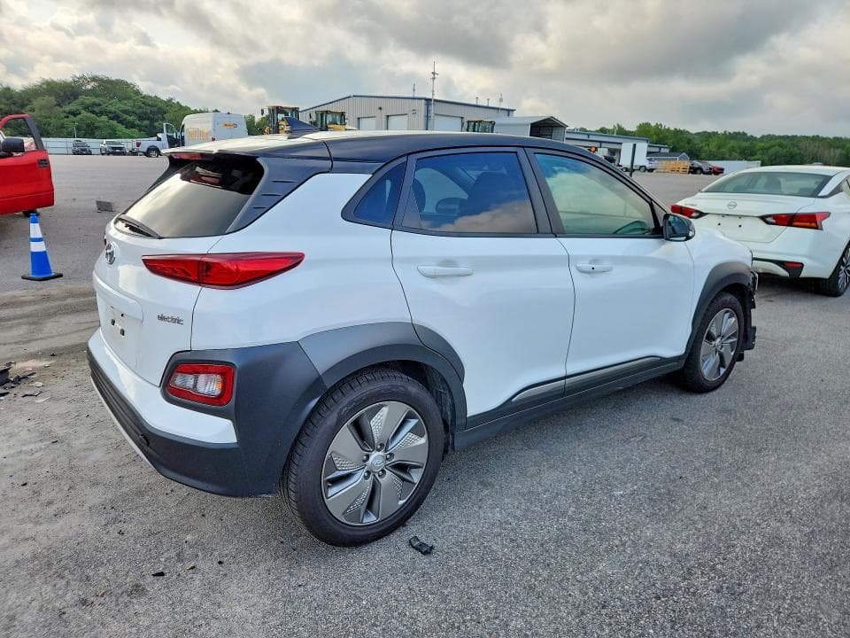 2021 HYUNDAI KONA SEL 3