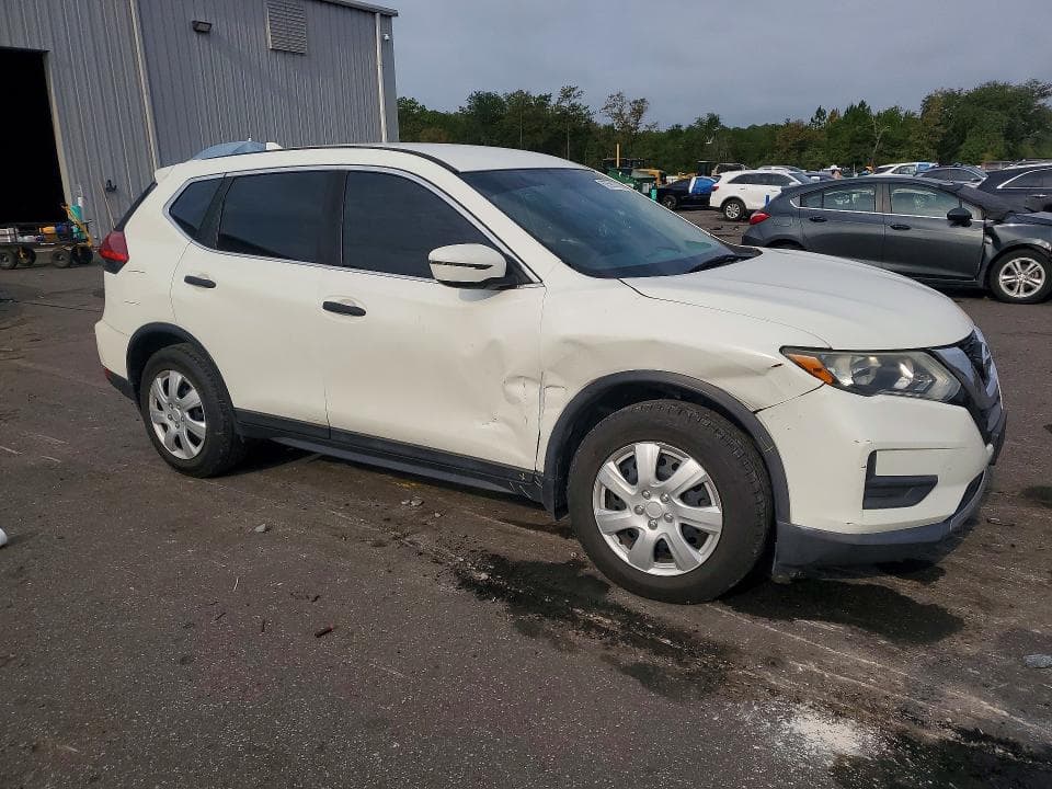 2017 NISSAN ROGUE S 4