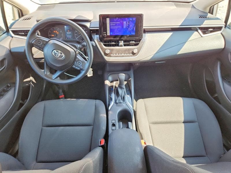 2025 TOYOTA COROLLA LE 8