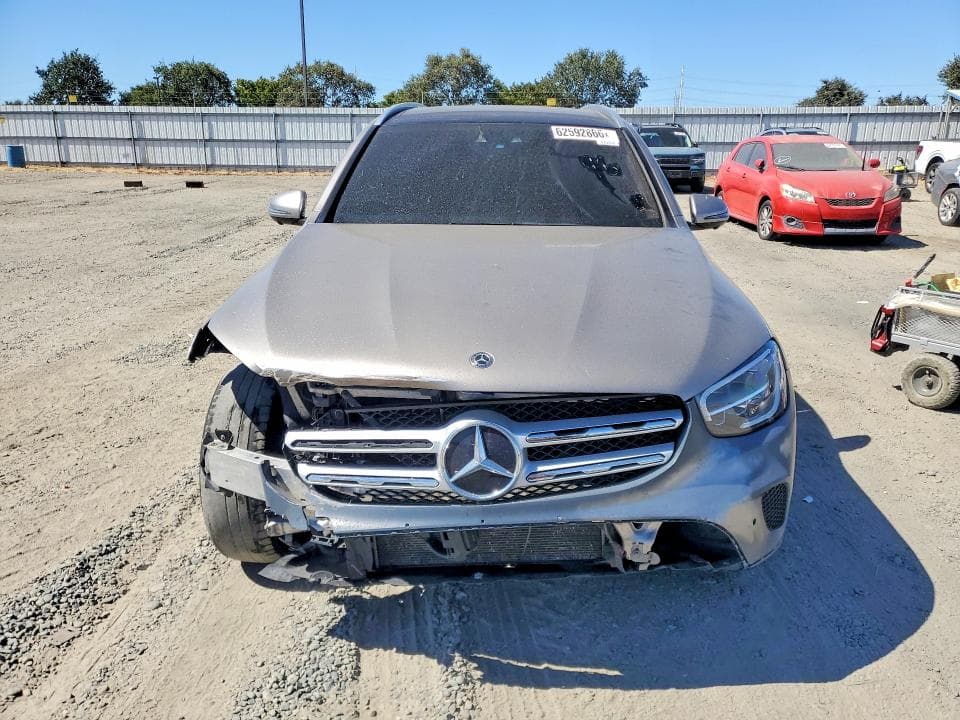 2020 MERCEDES-BENZ GLC 300 4MATIC 300 4MATIC 5