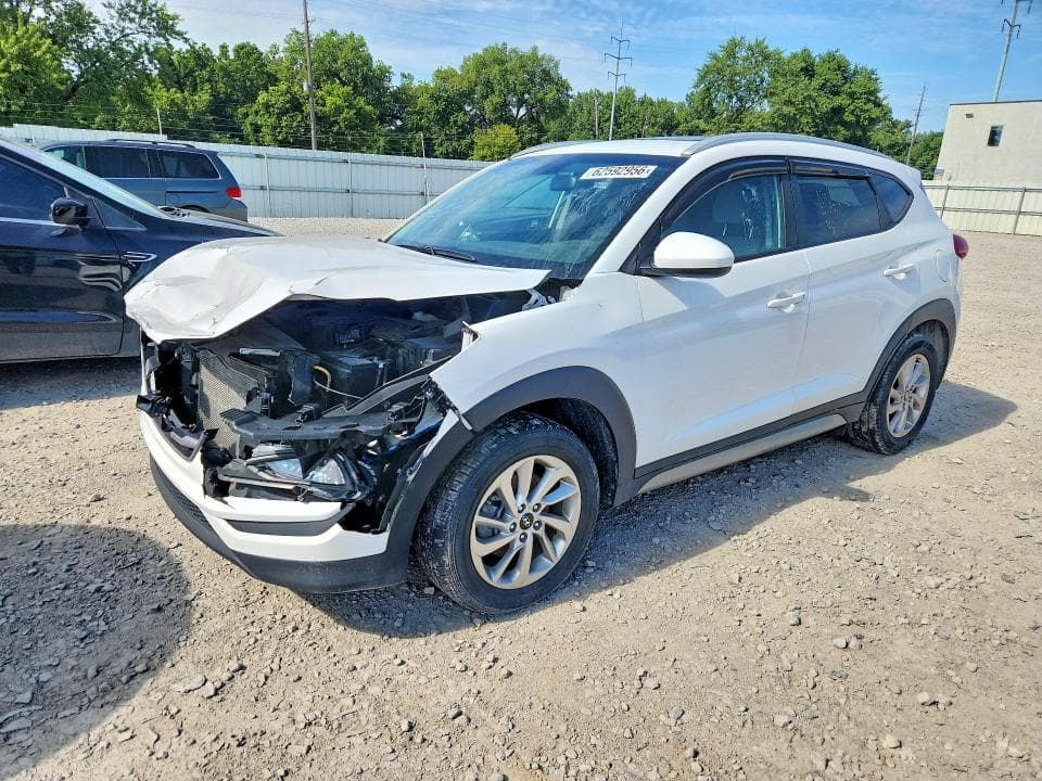 2017 HYUNDAI TUCSON SE - 1