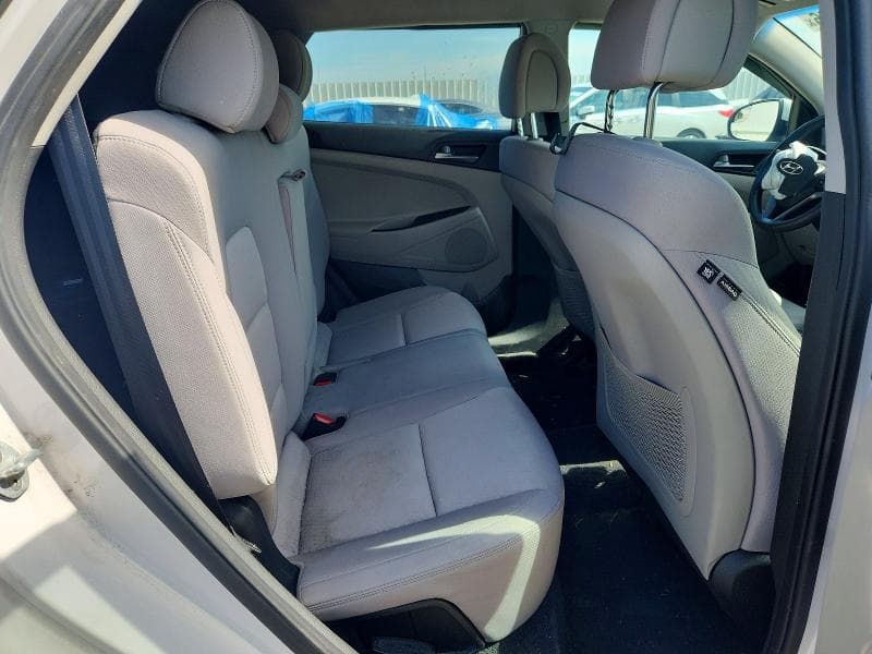 2017 HYUNDAI TUCSON SE 11