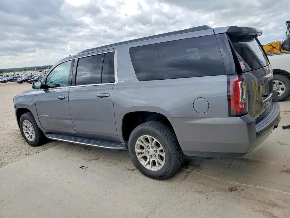 2018 GMC YUKON XL K1500 SLT 2