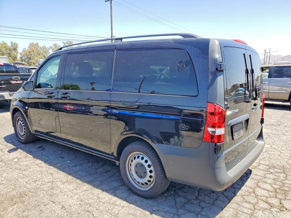 2023 MERCEDES-BENZ METRIS 2