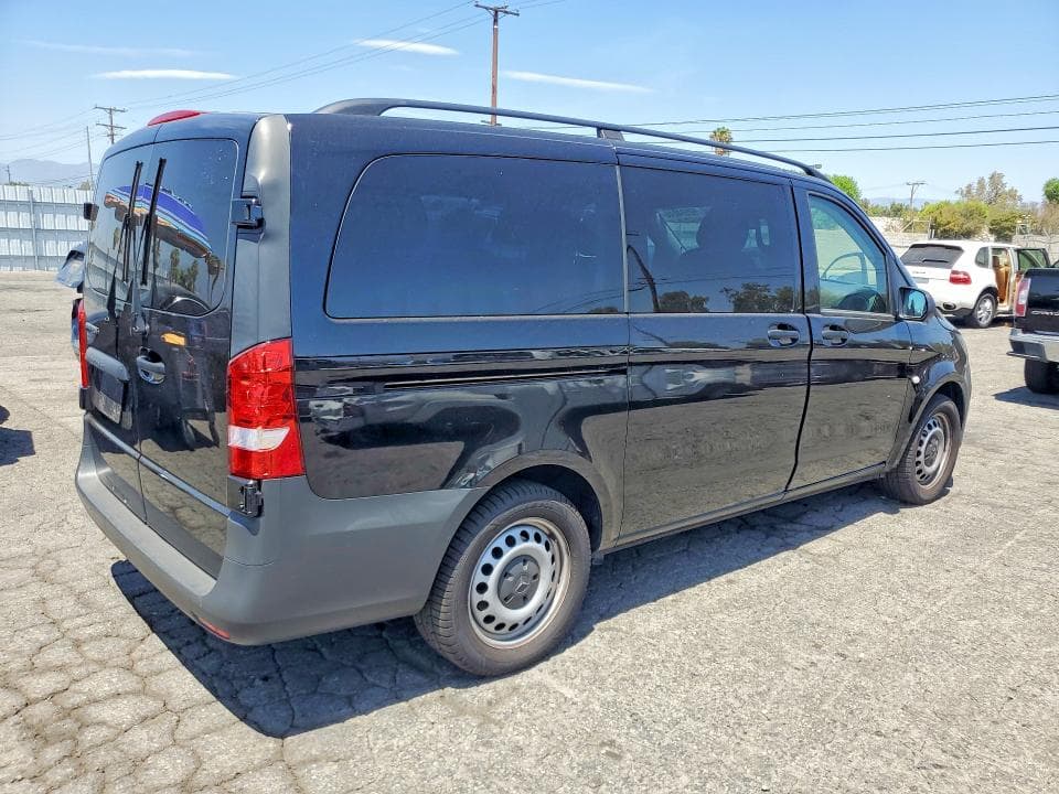 2023 MERCEDES-BENZ METRIS 3