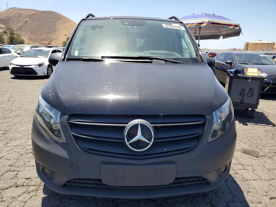 2023 MERCEDES-BENZ METRIS 5
