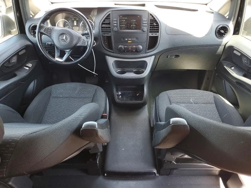 2023 MERCEDES-BENZ METRIS 8