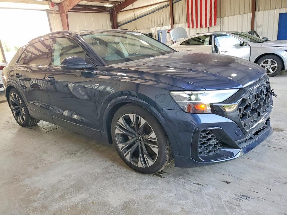 2025 AUDI Q8 PREMIUM PLUS S-LINE 4