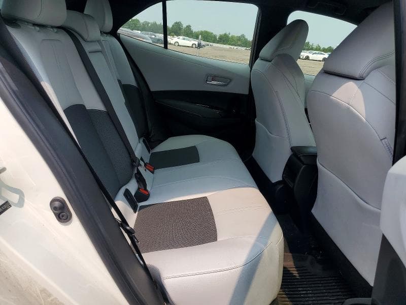 2019 TOYOTA COROLLA HATCHBACK XSE 10