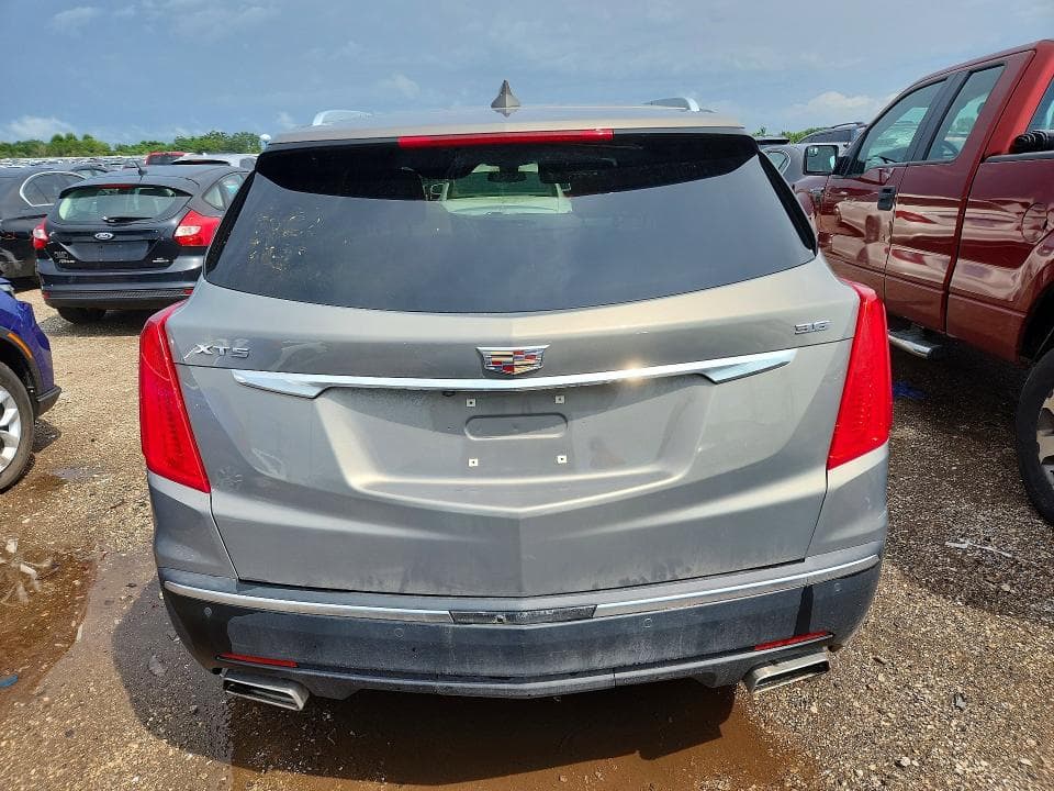 2017 CADILLAC XT5 LUXURY 6