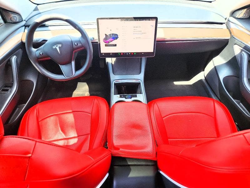 2023 TESLA MODEL 3 8