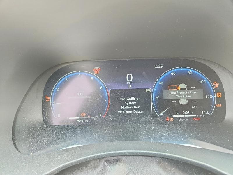 2023 TOYOTA HIGHLANDER LIMITED 9