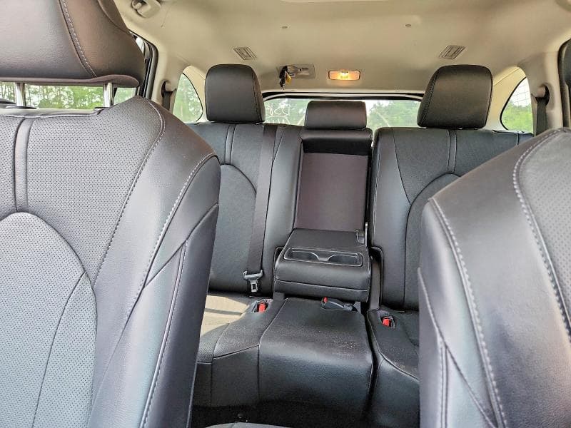 2023 TOYOTA HIGHLANDER LIMITED 10