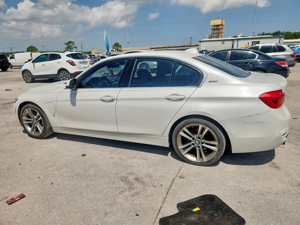 2017 BMW 330E 2