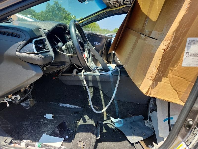2018 TOYOTA CAMRY SE 7