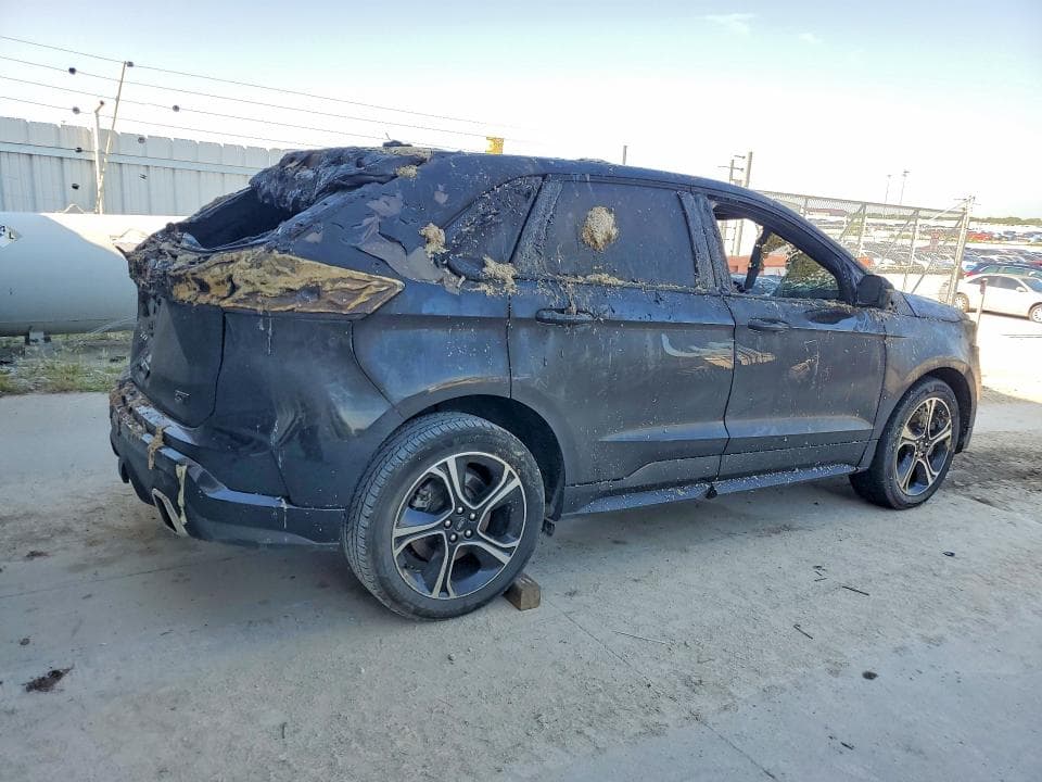 2021 FORD EDGE ST 3