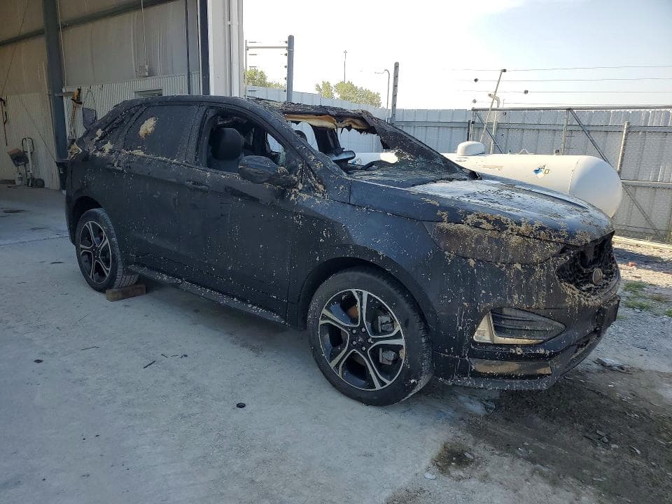 2021 FORD EDGE ST 4