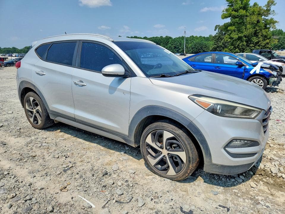 2017 HYUNDAI TUCSON SPORT 4