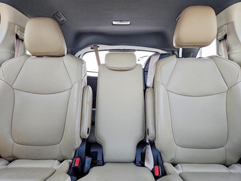 2022 TOYOTA SIENNA XLE 10