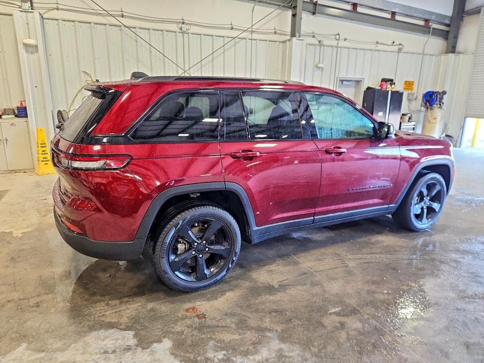 2023 JEEP GRAND CHEROKEE LIMITED 3
